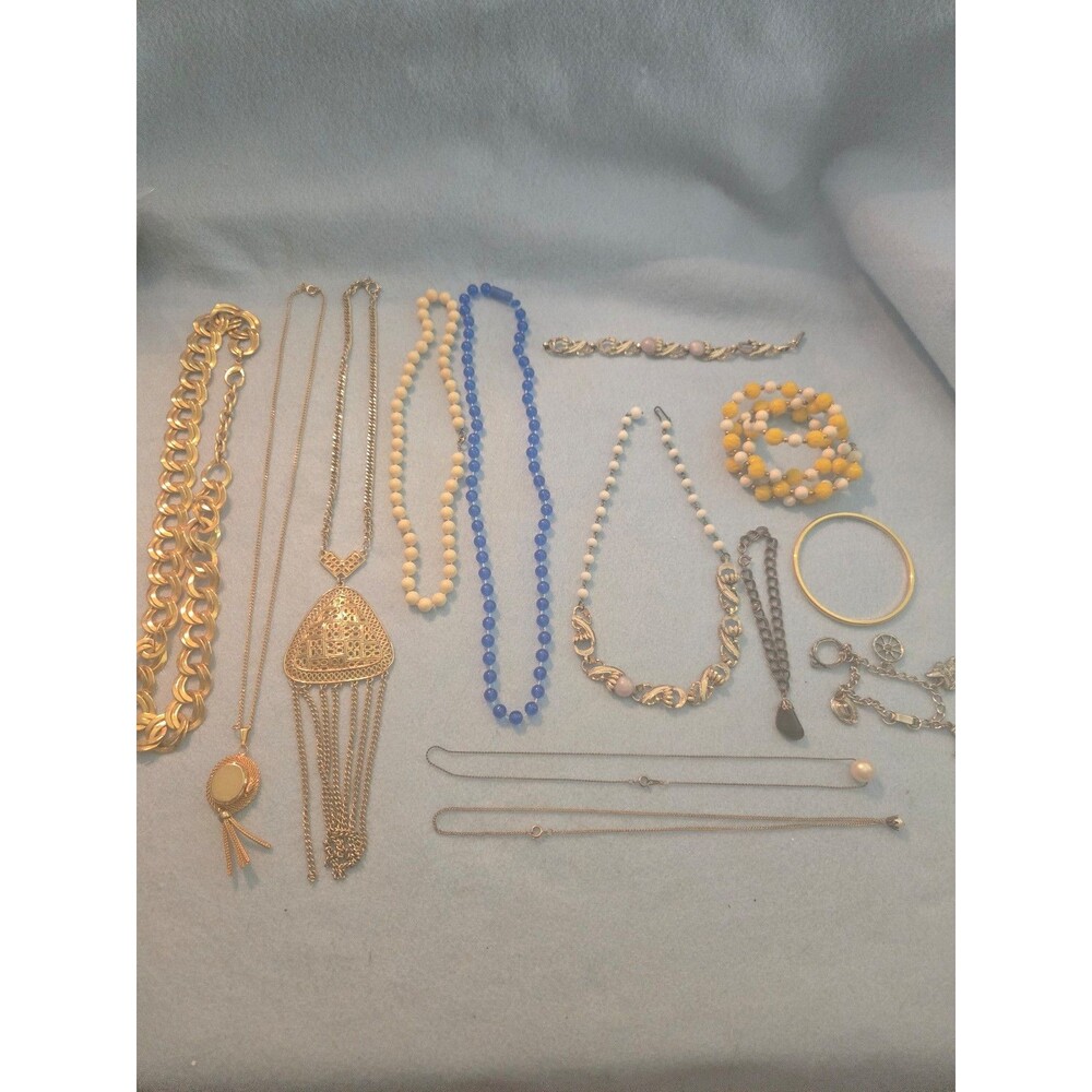 Vintage Jewelry Lot (SG-30)